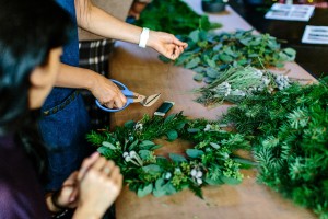 Adventspyssel - Julkransbindning i Torup (Workshop)