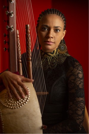 Sona Jobarteh (GM) – Victoria dansar! – Malmö Folk Festival