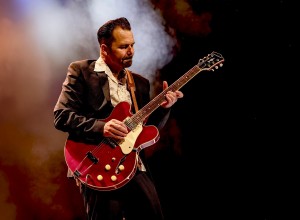 Knock-Out Greg & The Blue Flames