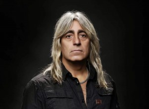 mikkey-dee-spelar-motorhead-se-live